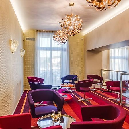 Hotel Le Chateaubriant Ngoại thất bức ảnh