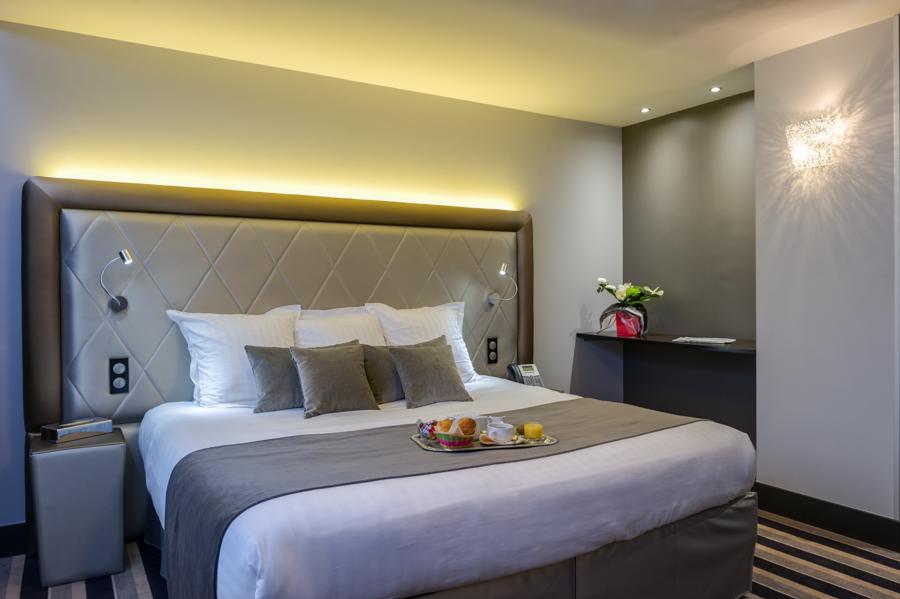 Hotel Le Chateaubriant Ngoại thất bức ảnh