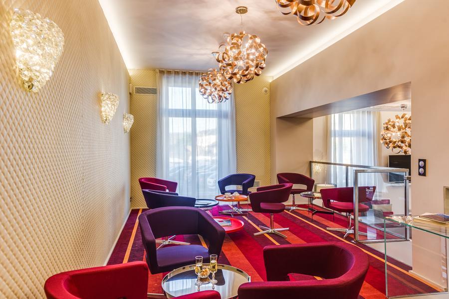 Hotel Le Chateaubriant Ngoại thất bức ảnh